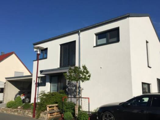 Studio zur Miete 450 € 1,5 Zimmer 35 m² Geschoss EG/50 frei ab sofort Kürnach 97273