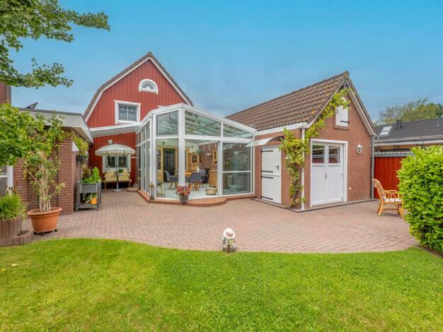 Einfamilienhaus zum Kauf 420.000 € 4 Zimmer 128 m² 770 m² Grundstück Bredstedt 25821