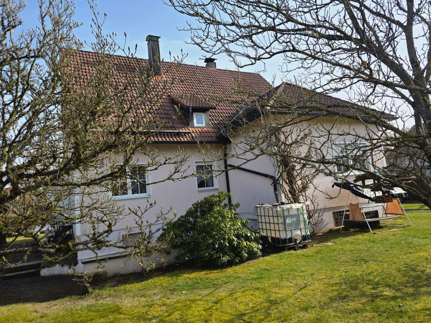 Immobilie in Allersberg - 2-Familienhaus mit viel Potential - Bild 1