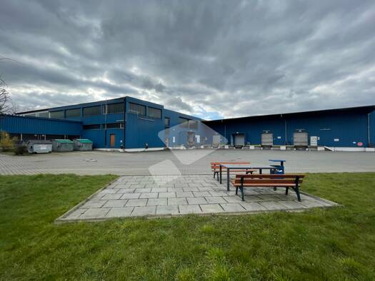 Lagerhalle zur Miete provisionsfrei 5,50 € 7.330 m² Lagerfläche teilbar ab 2.468 m² Monheim Monheim am Rhein 40789