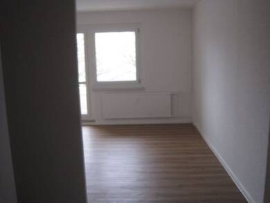 Wohnung zur Miete 280 € 3 Zimmer 56,9 m² Wolgograder Allee 32 Hutholz 644 Chemnitz 09123