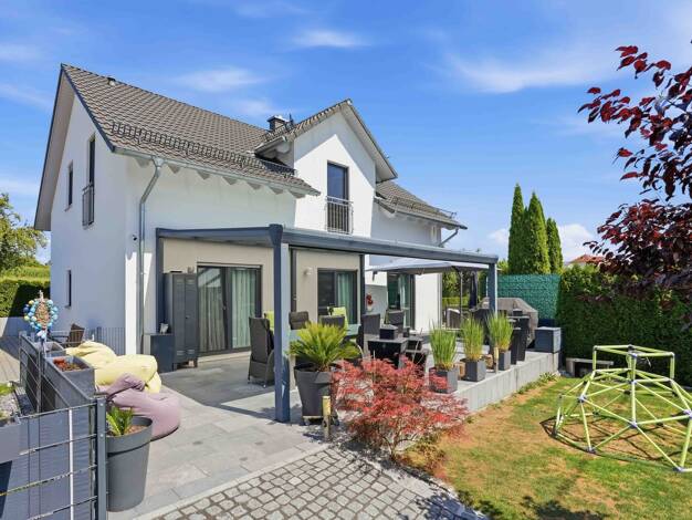 Einfamilienhaus zum Kauf 669.900 € 5,5 Zimmer 169,9 m² 922 m² Grundstück Unterstadion Unterstadion 89619