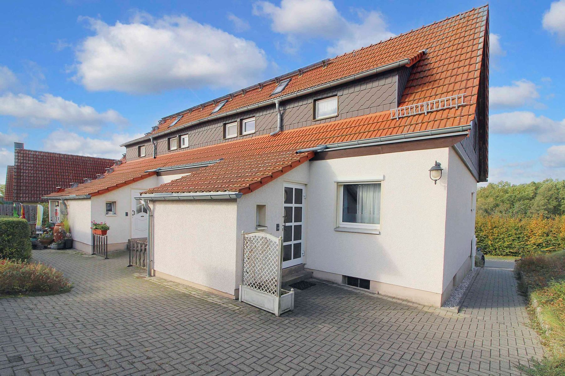 Immobilie zum Kauf als Kapitalanlage geeignet 115.000 € 6 Zimmer 98 m²<br/>Fläche 571,2 m²<br/>Grundstück Nossen Nossen 01683