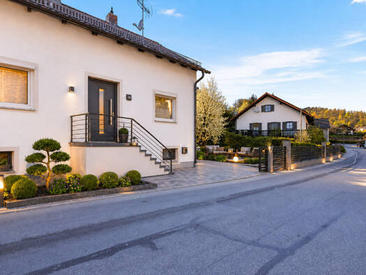 Einfamilienhaus zum Kauf 550.000 € 6 Zimmer 147 m² 434 m² Grundstück Bach Bach an der Donau 93090