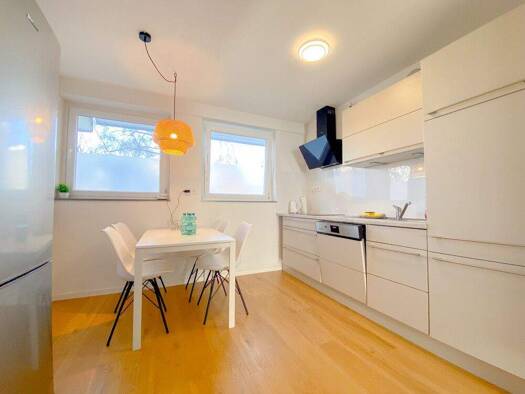 Wohnung zum Kauf 220.000 € 2 Zimmer 56,3 m² EG Zollhaus Nürnberg 90471