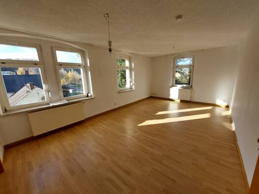 Wohnung zur Miete 235 € 2 Zimmer 59,5 m² 1. Geschoss frei ab sofort Roßwein 04741