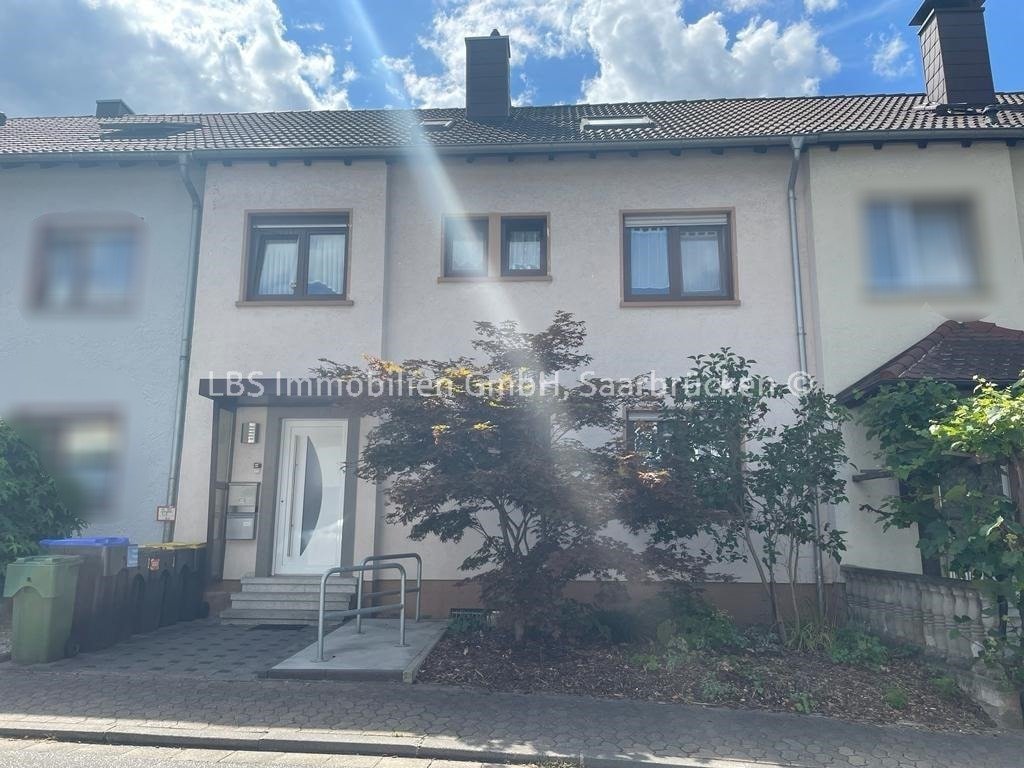 Reihenmittelhaus zum Kauf 268.000 € 6 Zimmer 156 m²<br/>Wohnfläche 237 m²<br/>Grundstück Scheidt Saarbrücken 66133