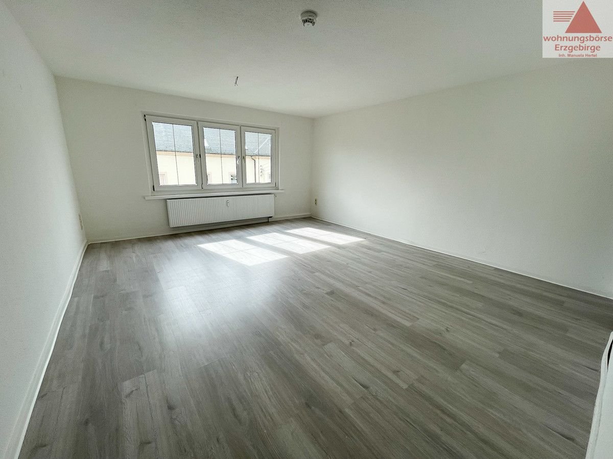 Wohnung zur Miete 455 € 3 Zimmer 70 m²<br/>Wohnfläche 1.<br/>Geschoss Auer Straße 70 Oberpfannenstiel Bernsbach 08315