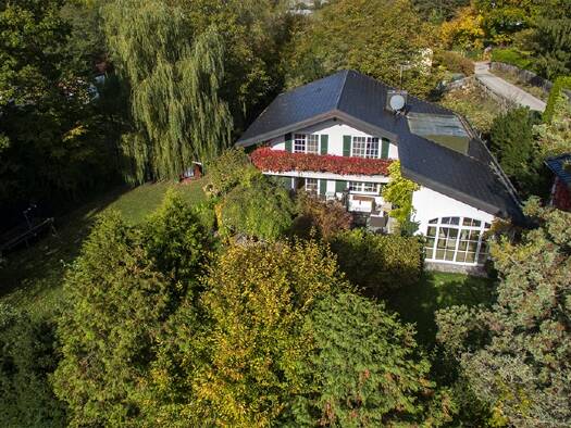 Haus zur Miete 5.000 € 8 Zimmer 280 m² 1.274 m² Grundstück frei ab 01.10.2025 Steinebach Wörthsee 82237