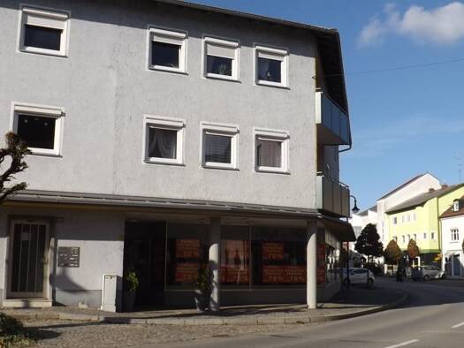 Laden zur Miete 800 € 1 Zimmer 127,8 m² Verkaufsfläche Pocking Pocking 94060