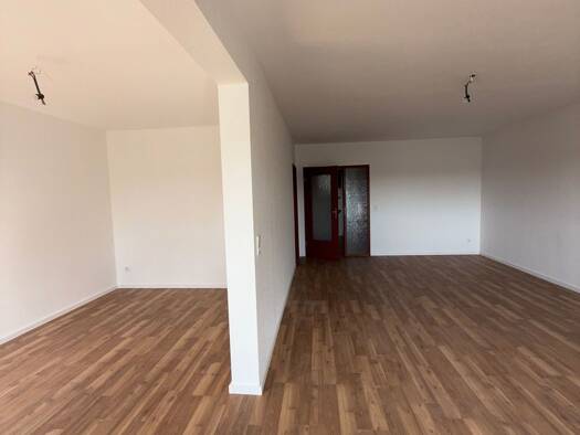 Wohnung zur Miete 549 € 1,5 Zimmer 61 m² 4. Geschoss frei ab sofort Weinheim 69469