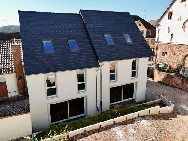 Doppelhaushälfte zum Kauf 275.000 € 6 Zimmer 152,8 m² 110 m² Grundstück Otterberg Otterberg 67697