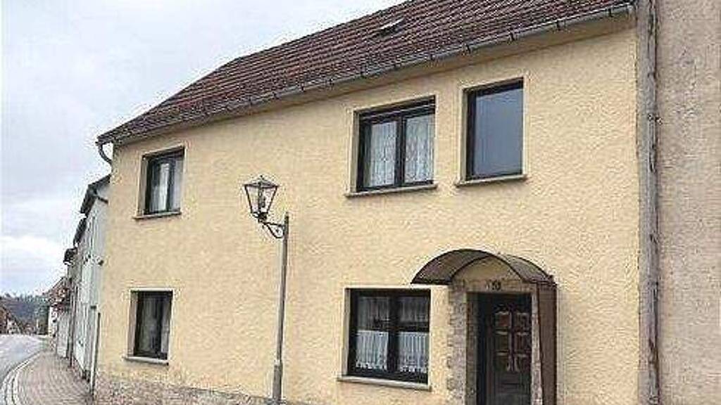 Einfamilienhaus zum Kauf 35.000 € 4,5 Zimmer 120 m² 144 m² Grundstück frei ab sofort Nebra Nebra (Unstrut) 06642