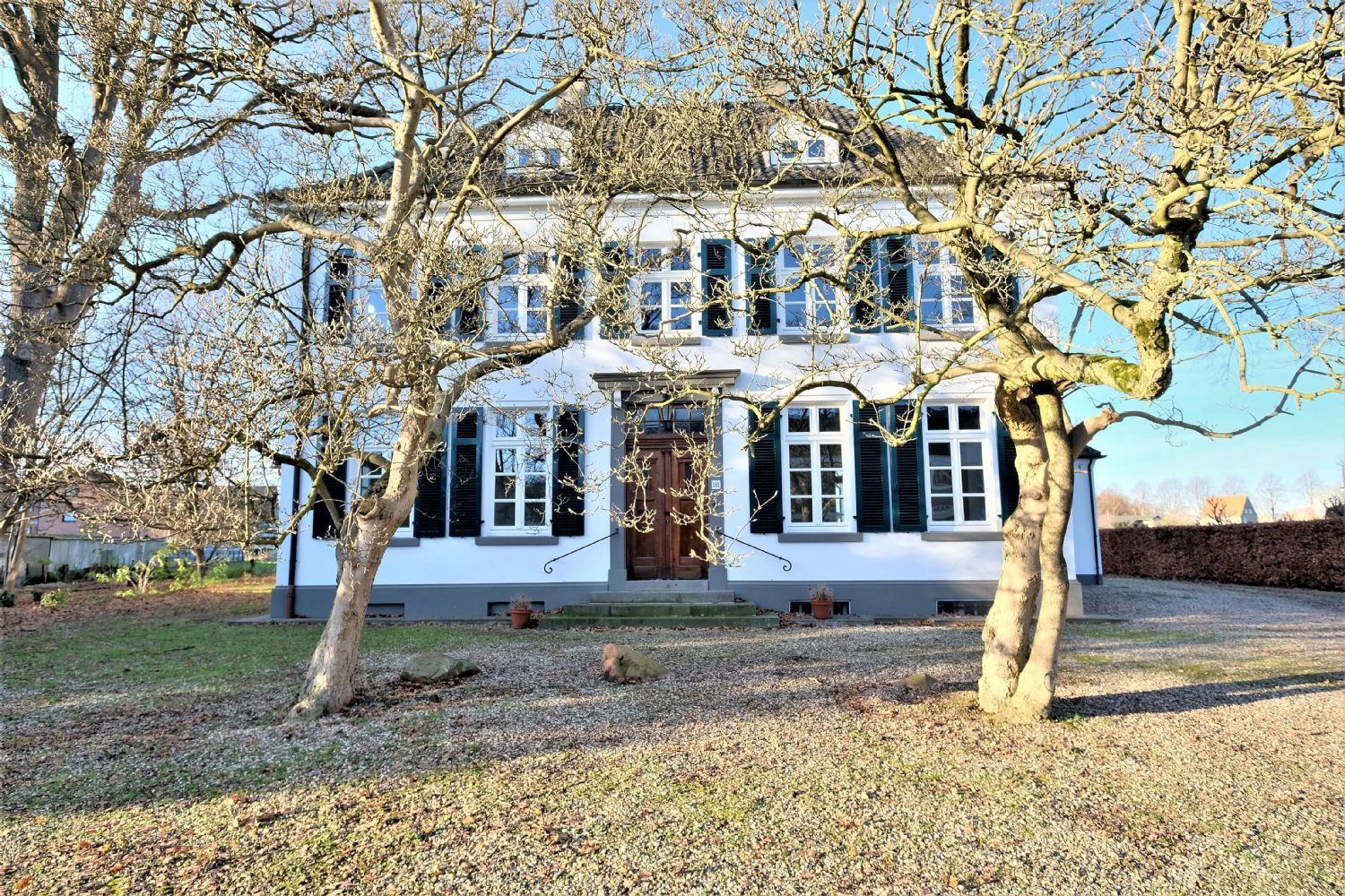 Villa zum Kauf 1.150.000 € 12 Zimmer 295 m²<br/>Wohnfläche 1.700 m²<br/>Grundstück Kellen Kleve 47533