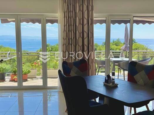 Villa zum Kauf - Erstbezug 1.350.000 € 6 Zimmer 400 m² Poljane Opatija 51410