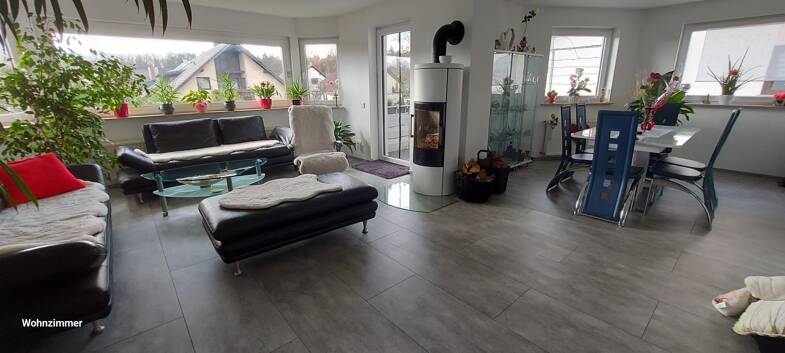 Wohnung zum Kauf 275.000 € 4 Zimmer 119 m² 1. Geschoss frei ab sofort Erbach Homburg 66424