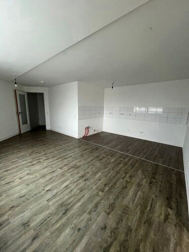 Wohnung zur Miete 426 € 2 Zimmer 54 m² 5. Geschoss frei ab 10.03.2025 Berliner Str. 27a Friedrichstadt Dresden 01067