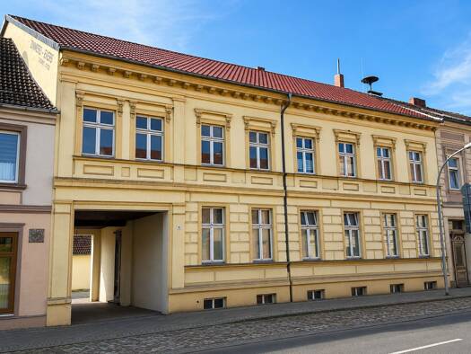 Haus zum Kauf 280.000 € 16 Zimmer 325 m² 1.023 m² Grundstück Fehrbellin Fehrbellin 16833