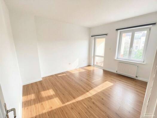 Wohnung zum Kauf 420.000 € 3 Zimmer 67 m² 4. Geschoss Prenzlauer Berg Pankow 10407