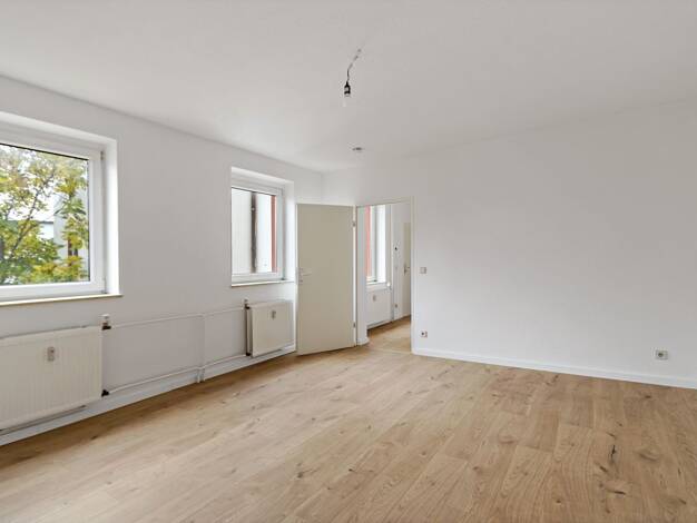Wohnung zur Miete 390 € 2 Zimmer 48 m² Heinrich-Schütz-Straße 1 Lutherplatz Süd 06112