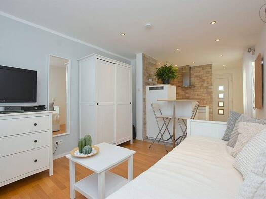 Wohnung zur Miete Wohnen auf Zeit 850 € 1 Zimmer 22 m² frei ab 01.03.2026 Feuerbach Stuttgart 70469