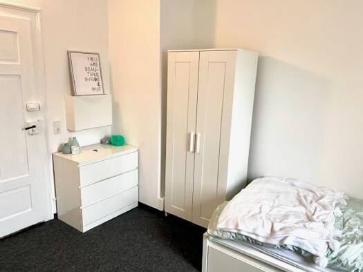 Wohnung zur Miete 390 € 4 Zimmer 17 m² Geschoss 2/3 frei ab 01.09.2025 Konstanz 78467