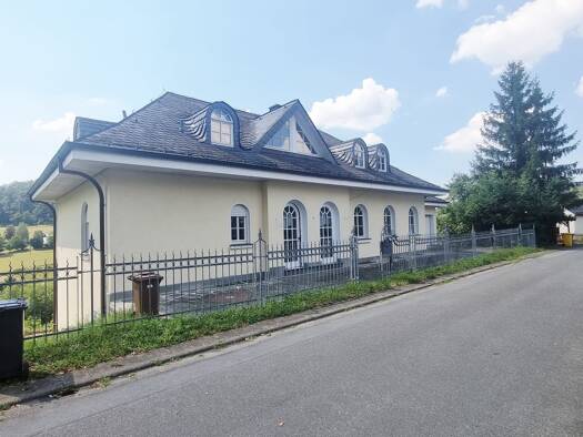 Einfamilienhaus zum Kauf 498.000 € 7 Zimmer 160 m² 1.488 m² Grundstück Fürfurt Weinbach 35796