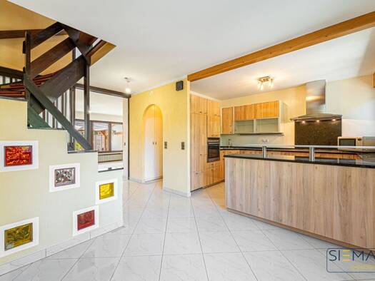 Reihenmittelhaus zum Kauf 799.000 € 5 Zimmer 138,1 m² 173 m² Grundstück Bergham Taufkirchen 82024