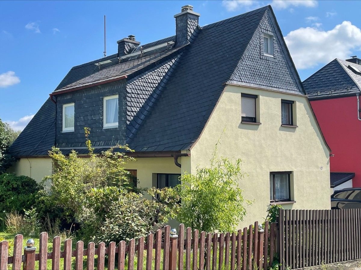 Einfamilienhaus zum Kauf 120.000 € 8 Zimmer 138,6 m²<br/>Wohnfläche 582 m²<br/>Grundstück Lobenstein Bad Lobenstein 07356