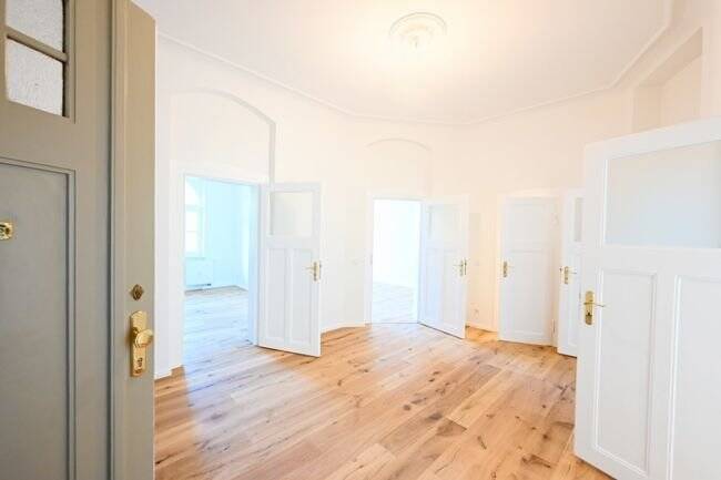 Property thumbnail 8