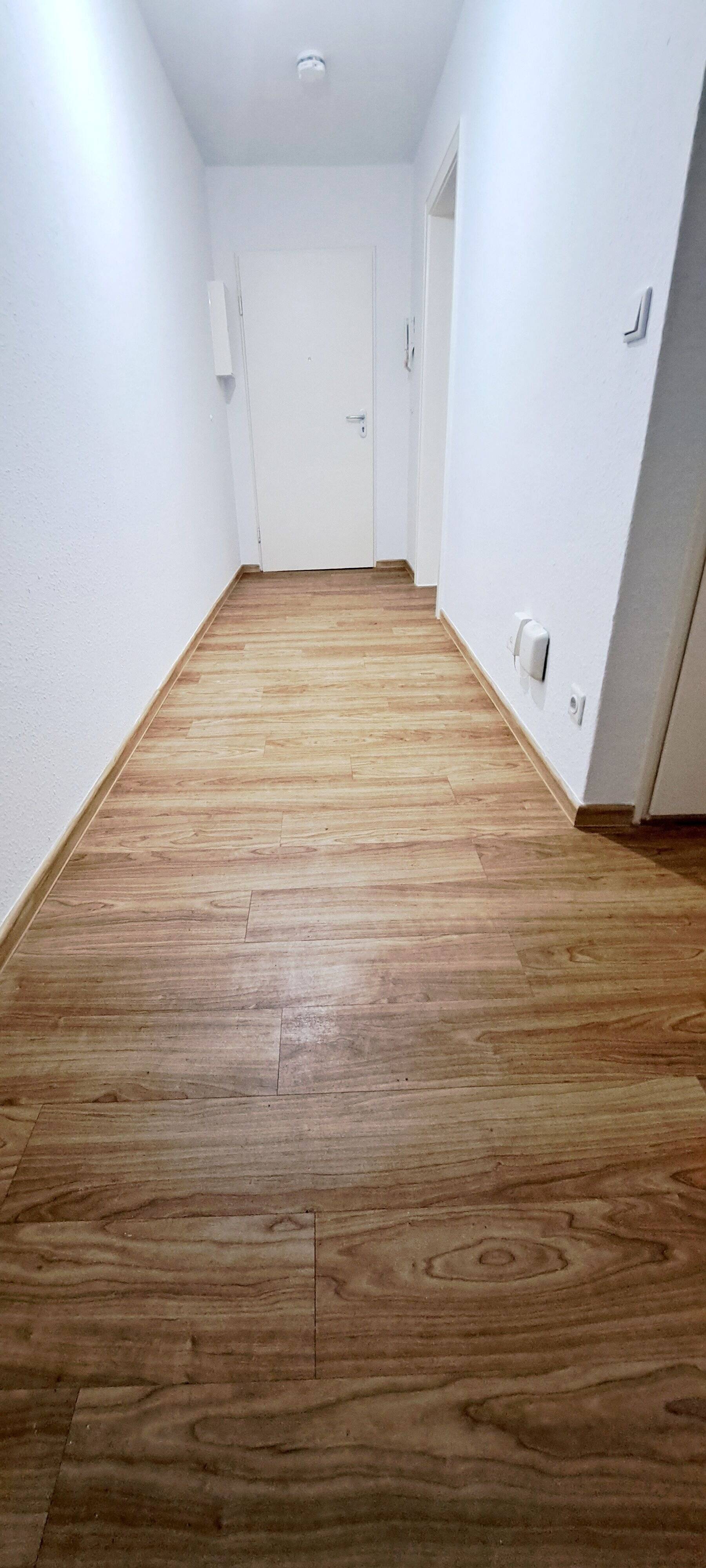 freundlich geschnittene, zentral gelegene 2- Zimmer Wohnung in Chemnitz – Zschopauer Straße 123, 9126 Chemnitz – Vorschaubild 3