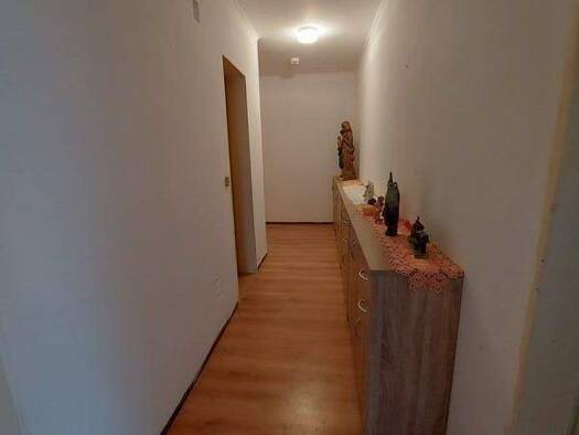Wohnung zum Kauf 150.000 € 3 Zimmer 74 m² 1. Geschoss frei ab sofort Bergl Schweinfurt 97424