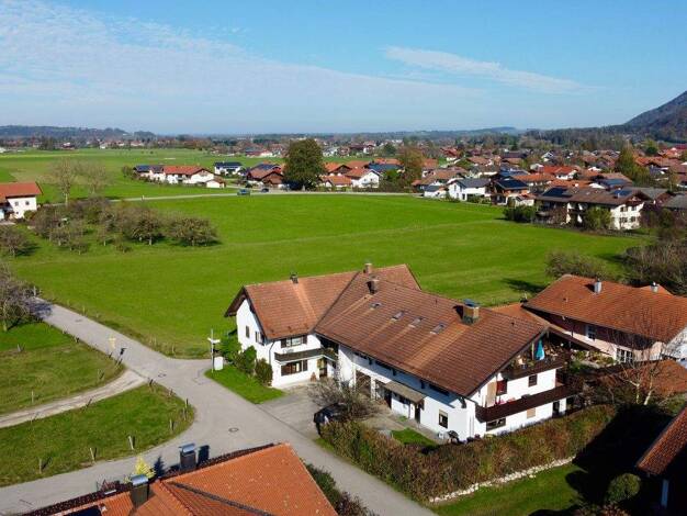 Wohnung zum Kauf 219.000 € 2 Zimmer 65,9 m² 1. Geschoss Piesenhausen Marquartstein 83250