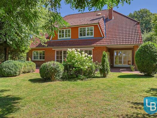 Einfamilienhaus zum Kauf 670.000 € 6 Zimmer 250 m² 1.599 m² Grundstück frei ab sofort Kühren Kühren 24211