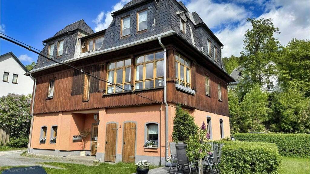 Mehrfamilienhaus zum Kauf 195.000 € 12 Zimmer 194,5 m² 840 m² Grundstück Brunndöbra Klingenthal 08248