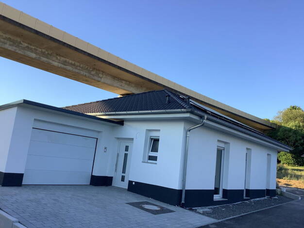 Bungalow zur Miete 1.250 € 3 Zimmer 110 m² 706 m² Grundstück Buchen 74722