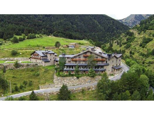 Haus zum Kauf 14.000.000 € 1 Zimmer 4.716 m² les Valls de Valira 25788