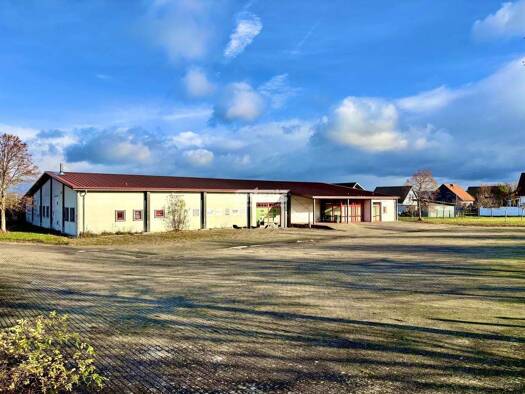 Sonstiges zum Kauf als Kapitalanlage geeignet 380.000 € 842 m² 4.466 m² Grundstück Oldisleben An der Schmücke 06578