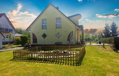 Einfamilienhaus zum Kauf provisionsfrei 425.000 € 5 Zimmer 168 m² 1.000 m² Grundstück Wolfersdorf Stockheim 96342