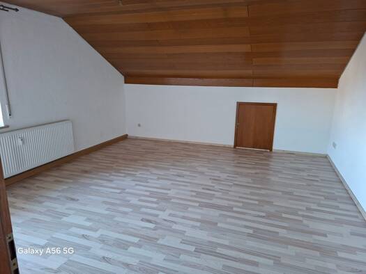 Wohnung zur Miete 980 € 5 Zimmer 98 m² Geschoss 1/2 frei ab 01.11.2026 Monheim Monheim 86653