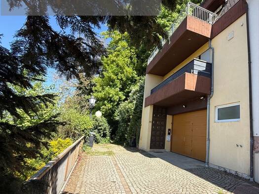 Einfamilienhaus zum Kauf 7 Zimmer 240 m² 240 m² Grundstück frei ab sofort Homburg Homburg 66424