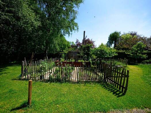 Villa zum Kauf 1.200.000 € 10 Zimmer 300 m² 1.329 m² Grundstück Memmingen 87700