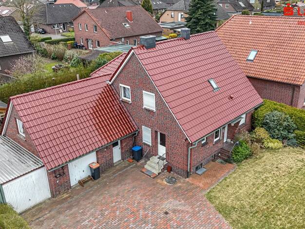 Einfamilienhaus zum Kauf 214.000 € 6 Zimmer 147,4 m² 702 m² Grundstück frei ab sofort Bockhorn Bockhorn 26345