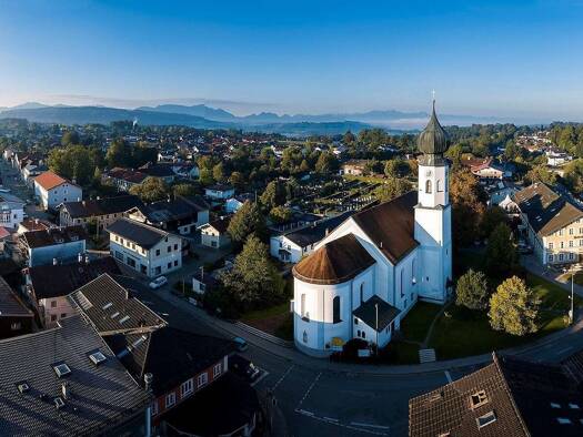 Bürogebäude zum Kauf 30 Zimmer Bad Endorf Bad Endorf 83093