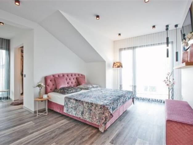 Einfamilienhaus zum Kauf 344.890 € 5 Zimmer 134 m² 1.300 m² Grundstück Ottendorf-Okrilla Ottendorf-Okrilla 01458