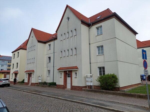 Wohnung zum Kauf 63.000 € 3 Zimmer 64,6 m²<br/>Wohnfläche 2.<br/>Geschoss Aschersleben Aschersleben 06449