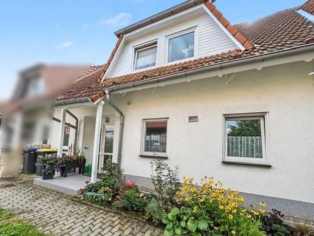 Reihenmittelhaus zum Kauf 279.000 € 6 Zimmer 136 m² 154 m² Grundstück Hohendodeleben Wanzleben-Börde 39164