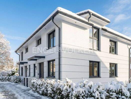 Doppelhaushälfte zum Kauf - Erstbezug 760.000 € 4,5 Zimmer 120 m² 524 m² Grundstück Großhansdorf 22927