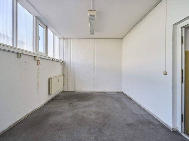 Lagerhalle zur Miete 8,13 € 10,1 m² Lagerfläche teilbar ab 10,1 m² Sprendlinger Landstraße 180 Offenbach am Main Offenbach 63069