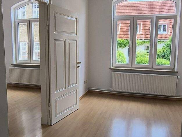 Mehrfamilienhaus zur Miete 625 € 2 Zimmer 50 m² 5 m² Grundstück frei ab 01.03.2026 Rathausmarkt 1a Schleswig 24837